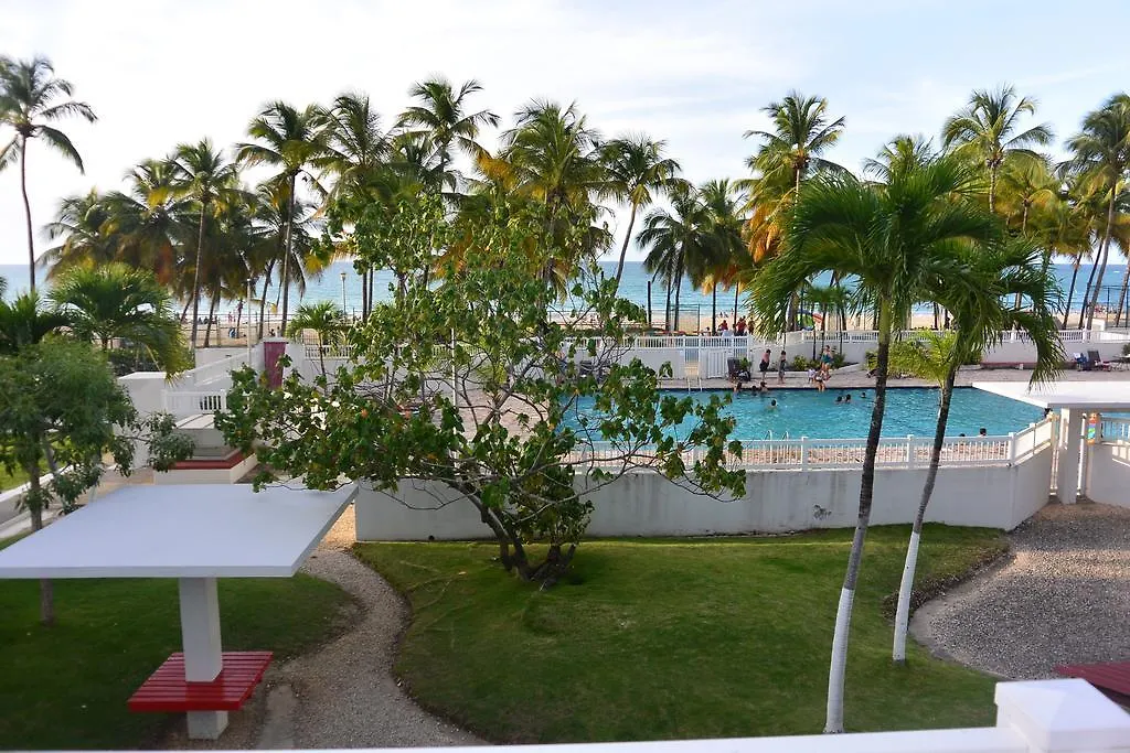 Cozy Beachfront Studio San Juan